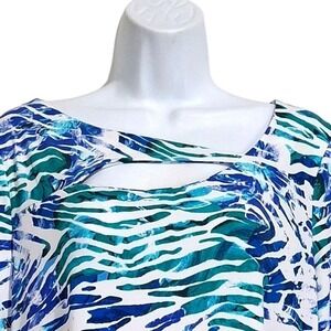 JM Collection Top Medium Blue Green 3/4 Sleeve Cutout Neck Zebra‎ Print Tunic